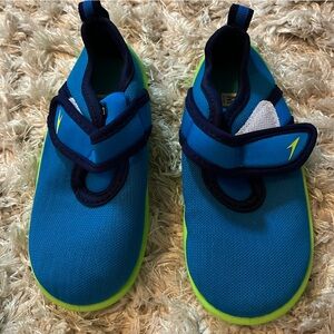 Little kids water shoes